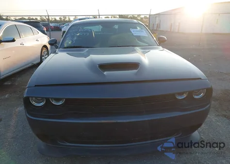 2021 Dodge Challenger Gt z USA, uszkodzony, nr VIN 2C3CDZJG1MH672673